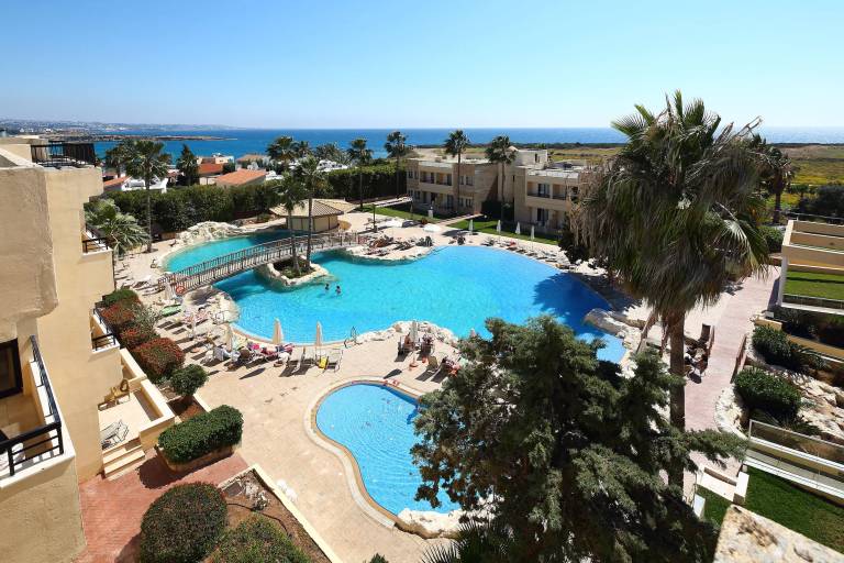 Resort  Peyia