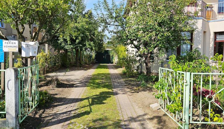 Children-friendly nice apartment with yard & patio | Pets allowed — photo 2