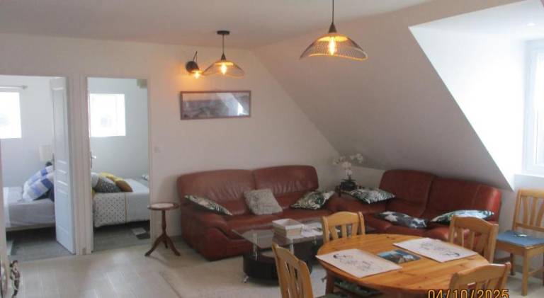 House with hot tub, garden & terrace — photo 2