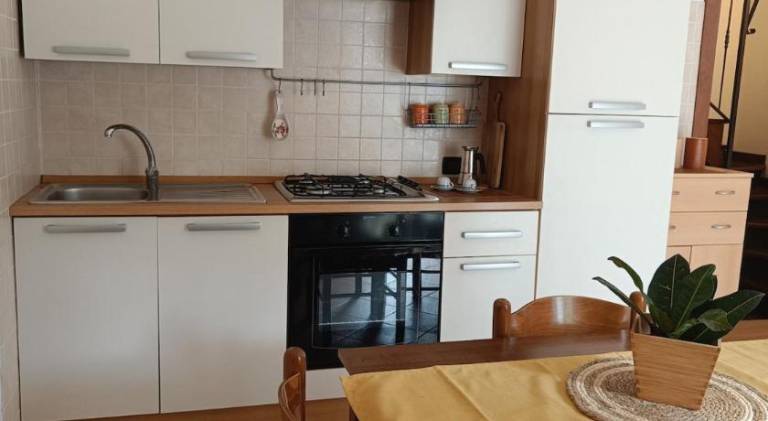 House with 2 rooms for 5 persons — photo 4