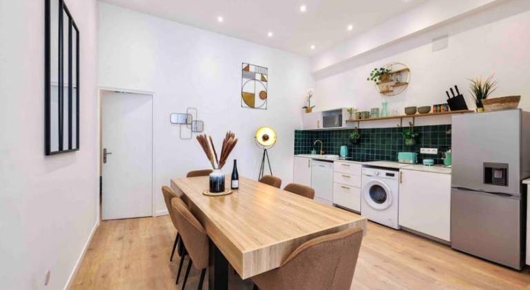 VIEUX PORT, FERREOL 6eme, appartement 8 personnes — photo 3
