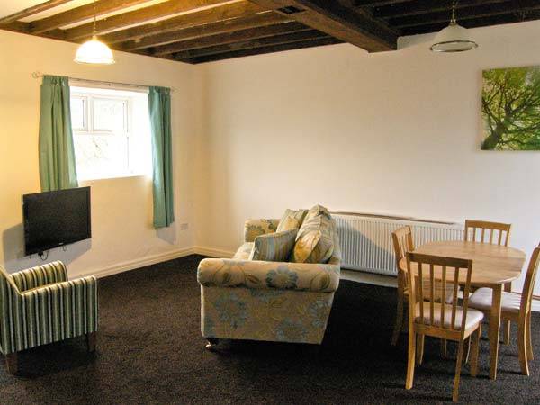 Family-friendly wonderful cottage with yard & terrace | Pets allowed — photo 3