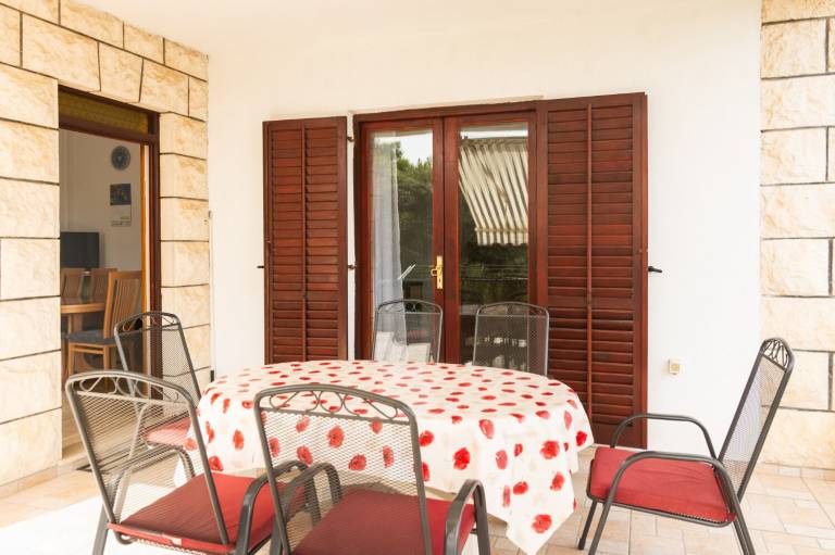 Apartment with patio & BBQ | Sea view — photo 2
