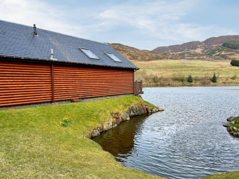 Cottage with terrace & yard | River view — photo 2