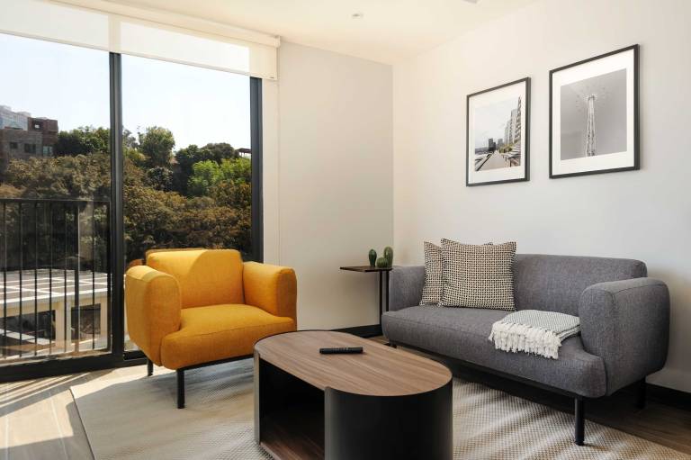 w Luxurious 2BR in the Heart of Interlomas