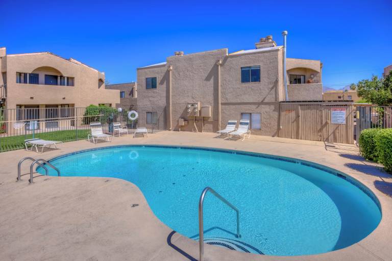 Condo  Ocotillo Oracle