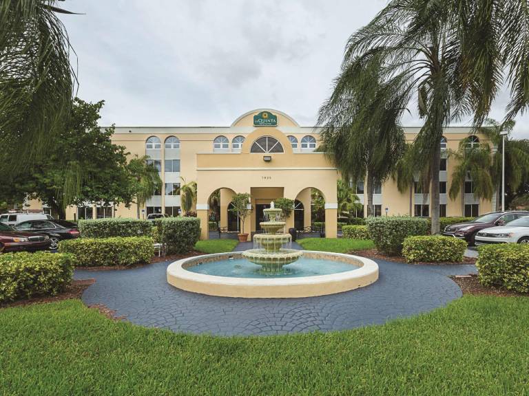 La Quinta Inn & Suites by Wyndham Miami Lakes in Miami Lakes, FL