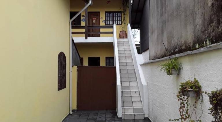 Vacation home with grill & patio — photo 3