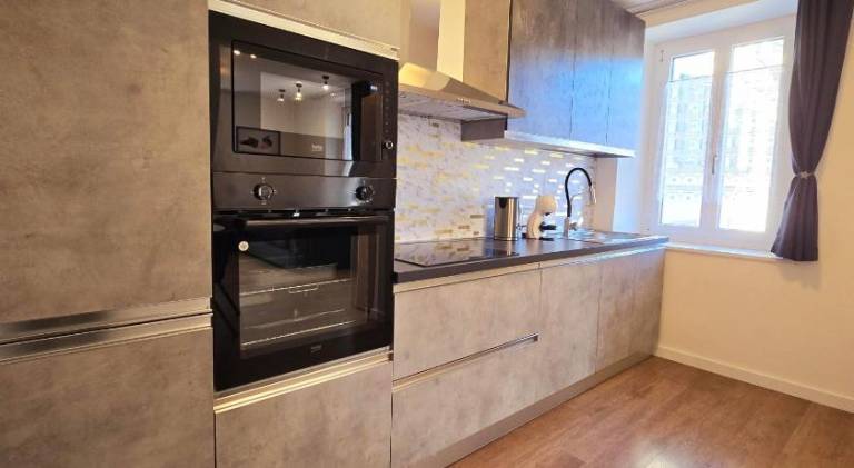 Holiday apartment with 2 rooms for 6 persons — photo 2
