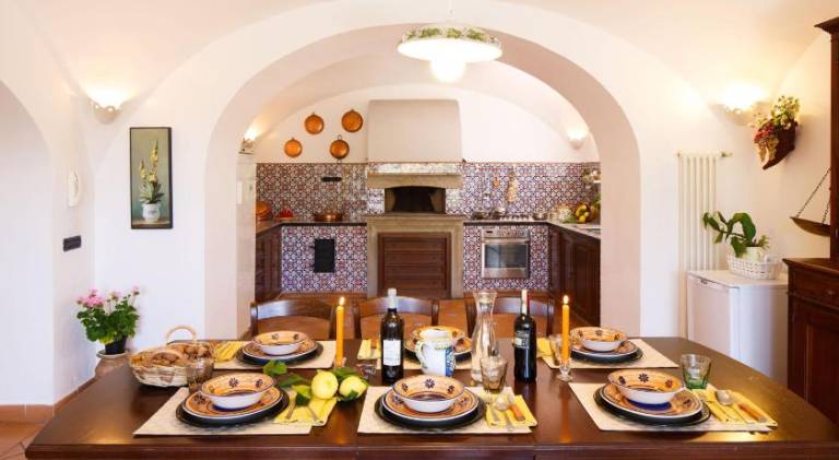 Pleasant villa with pool | Pets allowed — photo 3
