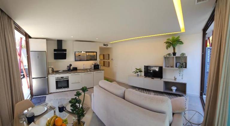 Holiday apartment with patio & jacuzzi — photo 2