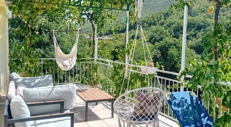 Holiday apartment with 2 rooms for 5 persons — photo 2