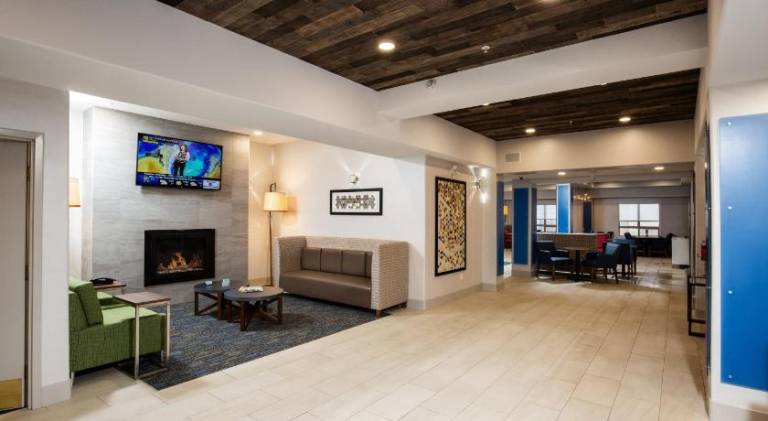 Holiday Inn Express Grande Prairie By IHG — photo 3