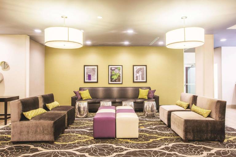 La Quinta Inn & Suites by Wyndham Hattiesburg - I-59 — photo 3
