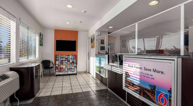 Motel 6 Temecula, CA - Historic Old Town — photo 3