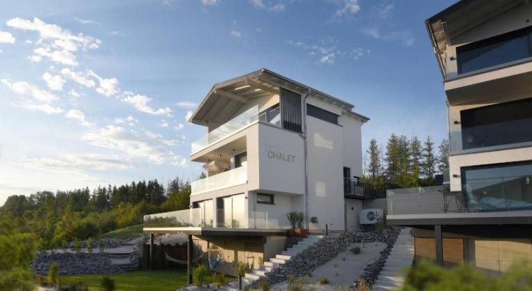 180 m&sup2; Ferienhaus