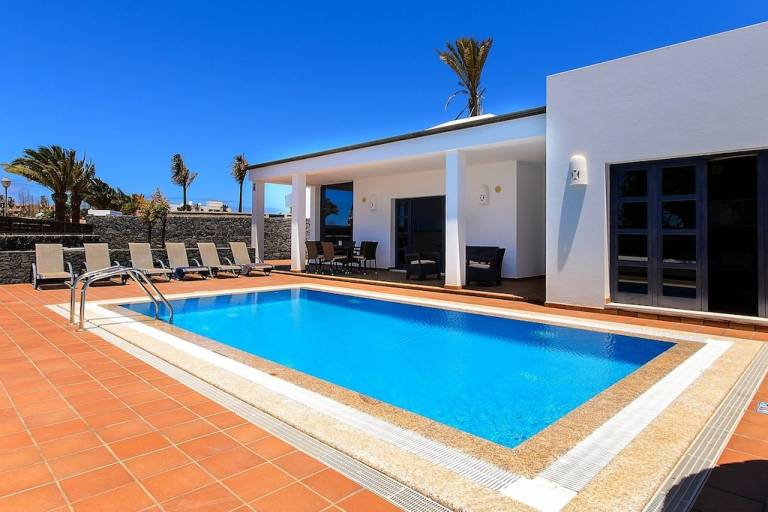 House  Playa Blanca