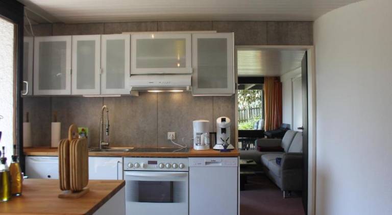 Apartment with jacuzzi & pool — photo 2