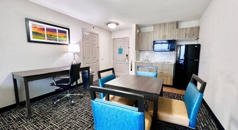 La Quinta Inn & Suites by Wyndham Pharr North McAllen — photo 5