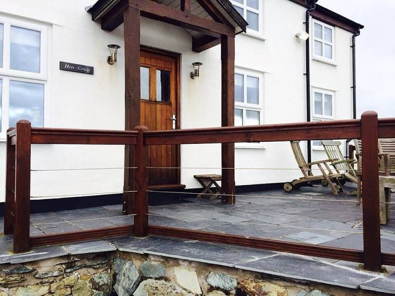 Cottage Bull Bay