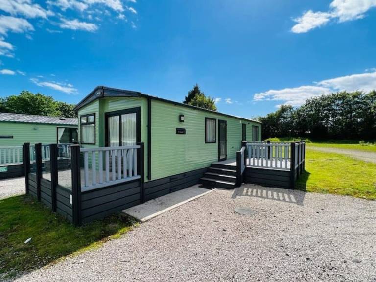Caravan Warton
