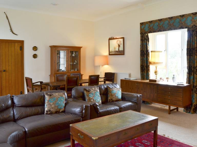 Family-oriented cottage with barbecue & yard | Dogs allowed — photo 4