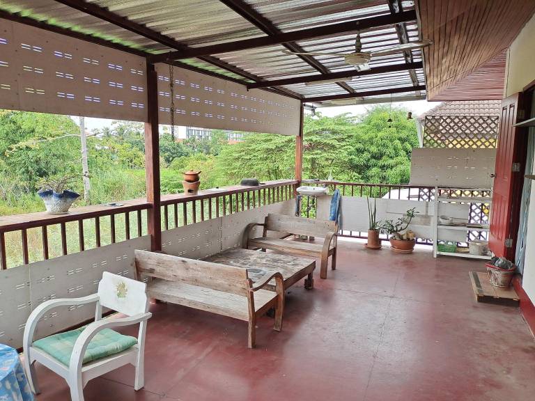 Beautiful villa with pool, yard & barbeque | Suitable for remote work | Dogs allowed — photo 4