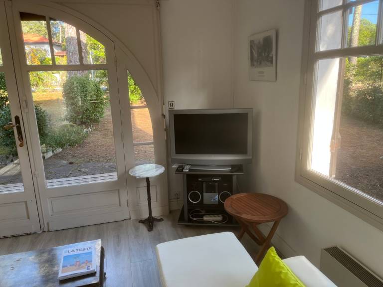 Vacation home with garden & BBQ — photo 4