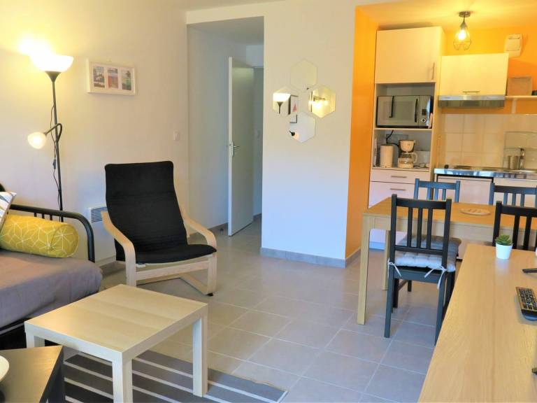 Holiday apartment with 1 room for 4 persons — photo 5