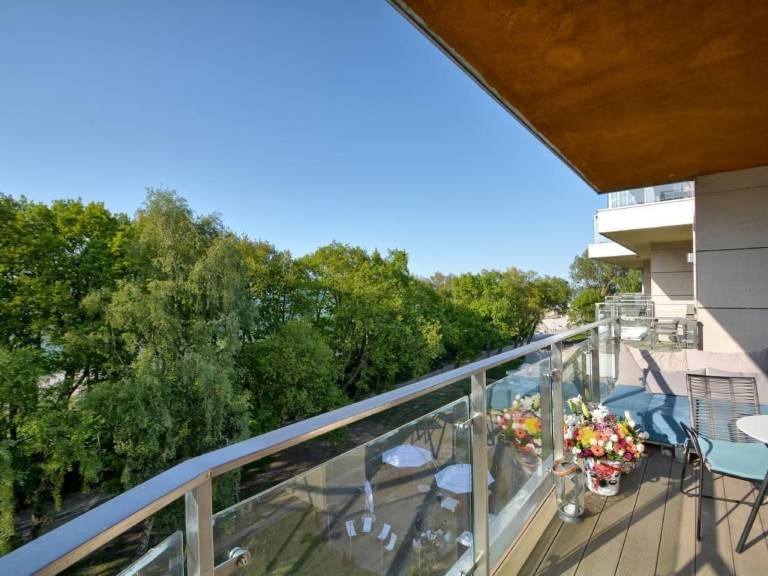 Holiday apartment with terrace & pool — photo 4