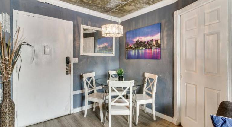Charming apartment | Close to Ocean Drive | Close to the beach | Pets are welcome — photo 3