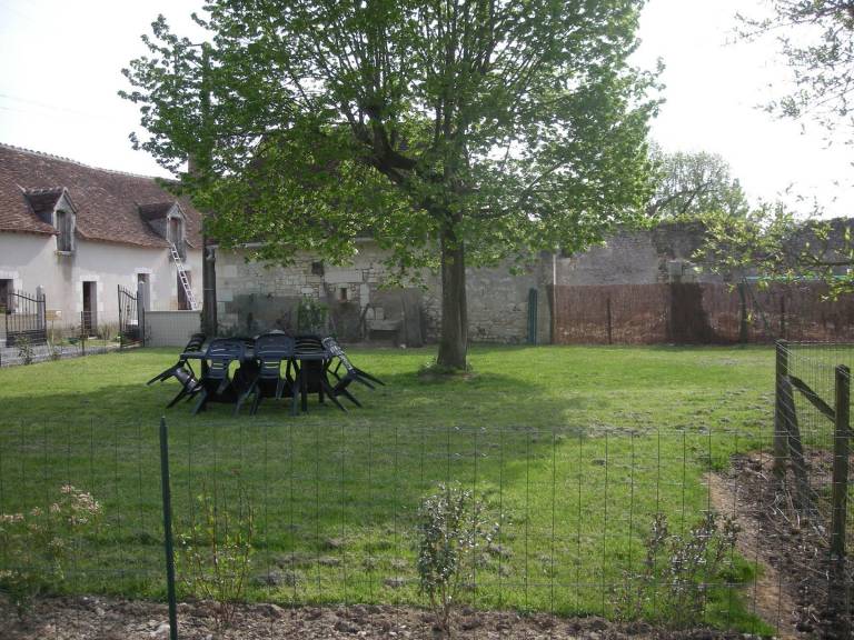Cottage with garden & BBQ — photo 2