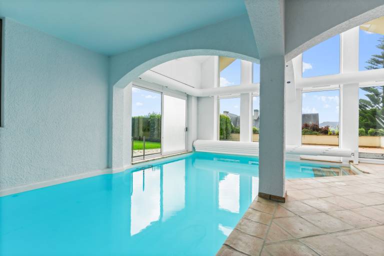 Vacation home with garden, jacuzzi & private pool | River view — photo 3