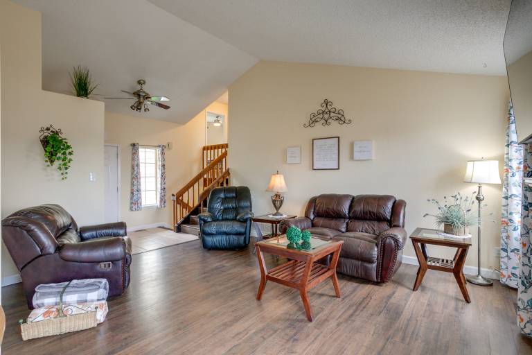 Grill, Fireplace & Fenced-In Yard: Thornton Home! — photo 4