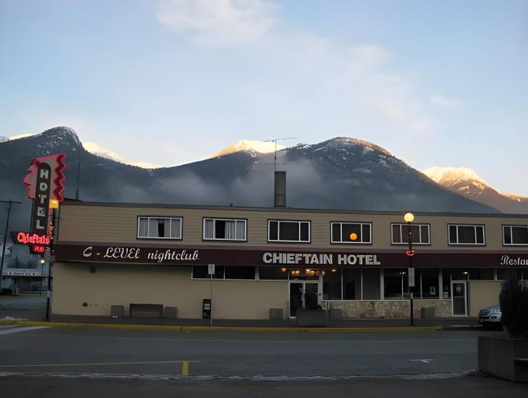 Crash Hotel Squamish in Squamish, BC