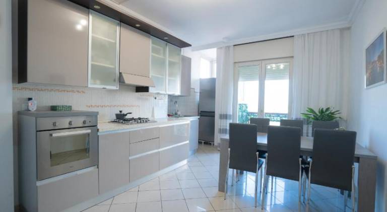 Rental apartment with 2 rooms for 6 persons in Mestre