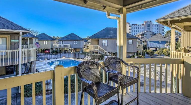 Walk to Beach Dog-Friendly Myrtle Beach Cottage! — photo 4