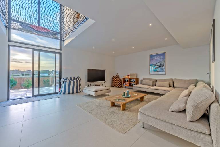 Vacation home with terrace, garden & BBQ | Sea view — photo 2