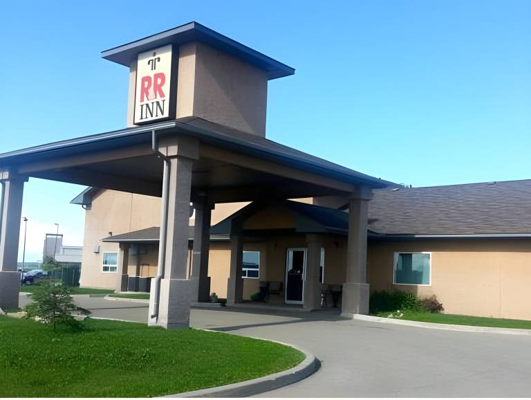 Joys Inn Innisfail, AB in Innisfail, AB