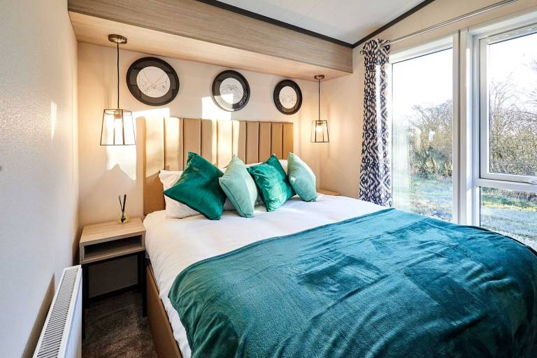 Stylish Dog-Friendly Lodge with Spacious Deck near Pickering in Scenic North Yorkshire — photo 5