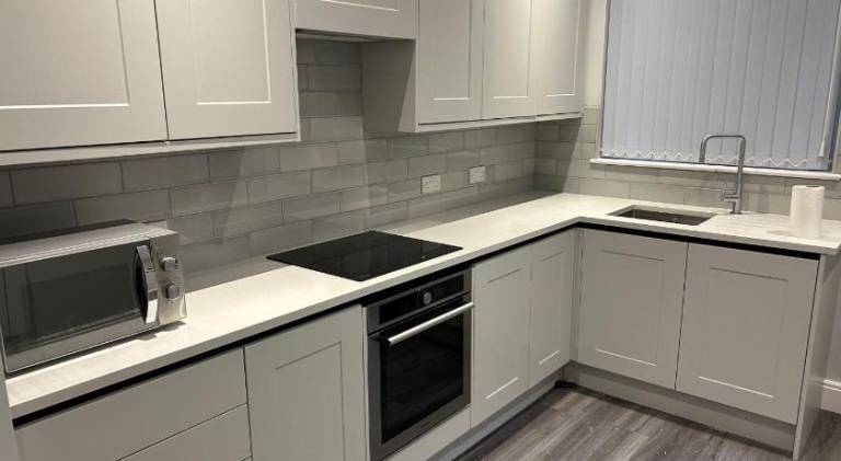 Beachfront Apartment 3 Bedrooms Sleeps 7 - Gateway to the Lake District - Newly Refurbished — photo 4