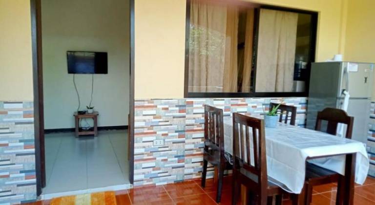 Vacation home with terrace & garden — photo 4