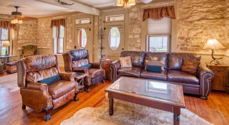 Beautiful holiday apartment | Dogs allowed in Fredericksburg, TX