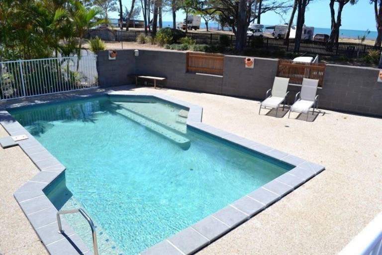 Apartment  Urangan