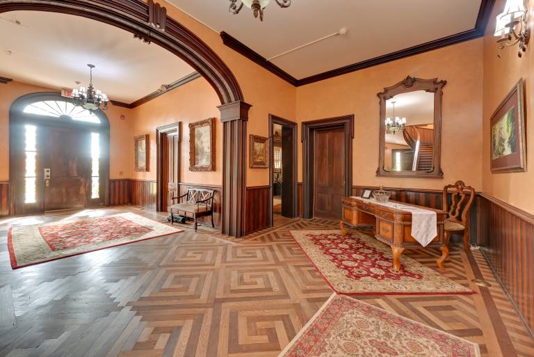 Walk to Golf Course: Spacious Rough River Retreat! — photo 4