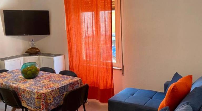 Rental apartment with 2 rooms for 5 persons — photo 2