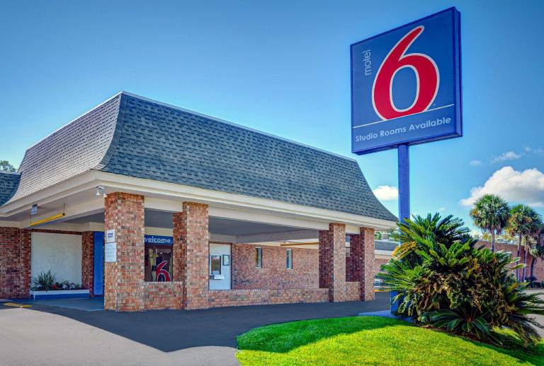 Motel 6 Tallahassee, FL - Downtown — photo 5