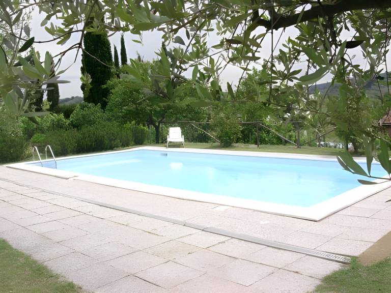 House with pool, yard & terrace — photo 3