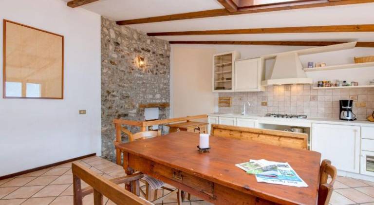 Apartment with 2 rooms for 5 persons — photo 4