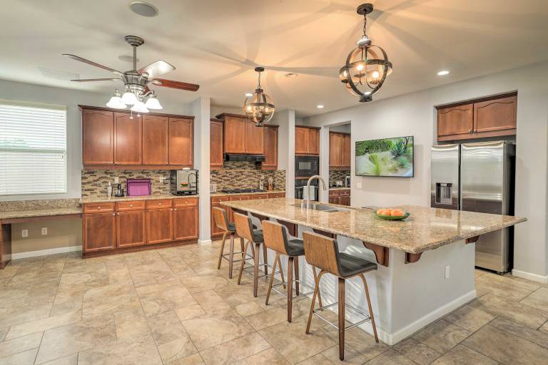 Spacious Indio Home: Pool, Grill, & Fire Pits — photo 3